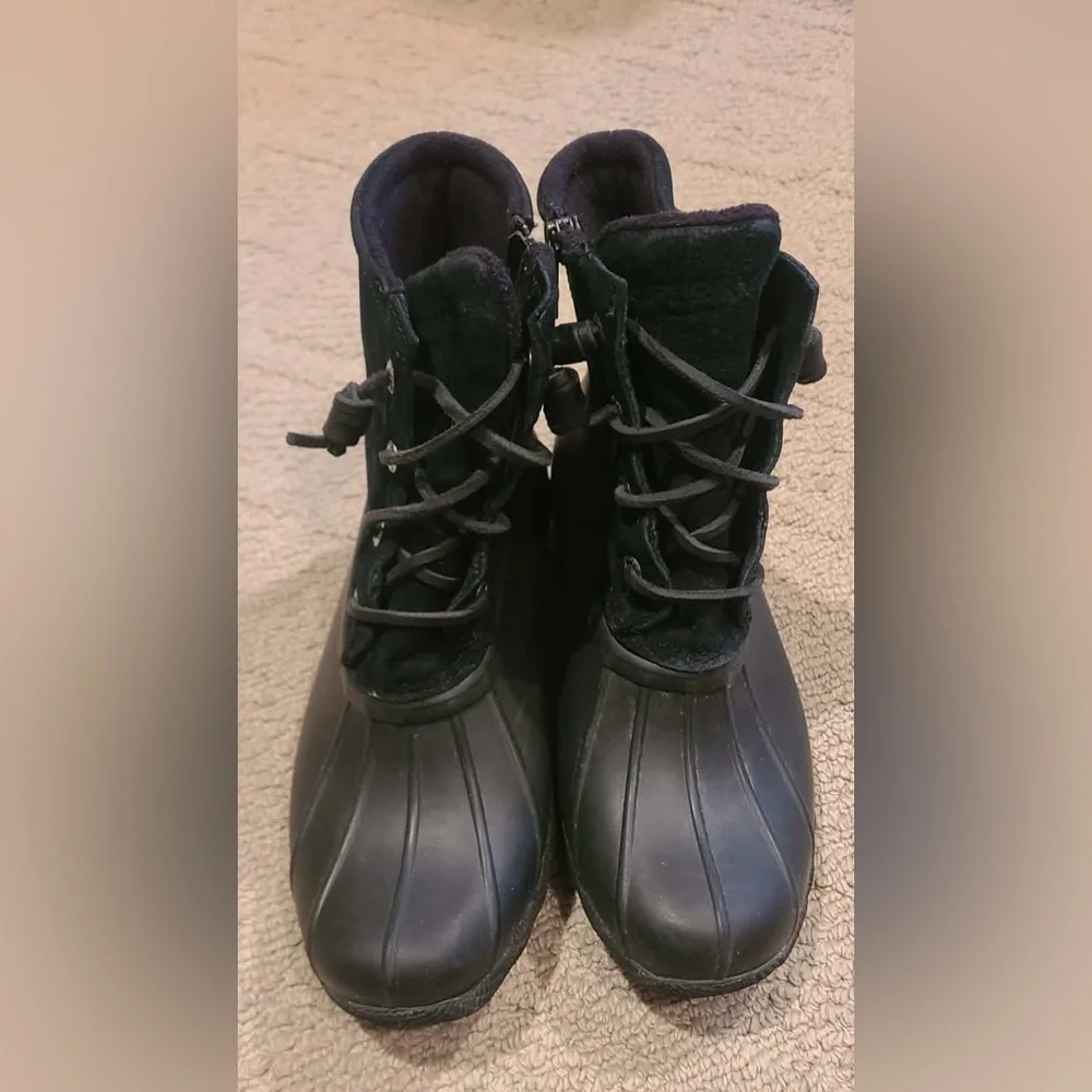 Sperry Black Pebbled Leather Duck Boot size 7